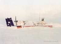 SRN6 craft in Arctic operations - SRN6 NTA-030 stranded on the Beaufort Sea (submitted by Paul Brett).